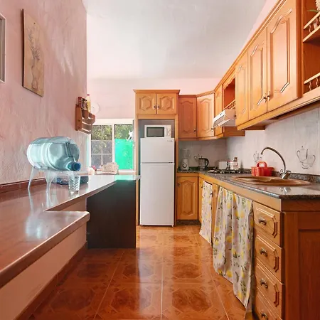 Vivienda V Torres 2 * Vega de San Mateo